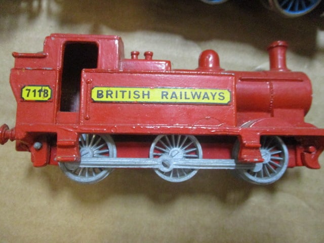 Thomas the Train Engine, Annie & Clarabel Cars, Copper plate, etc. - 2