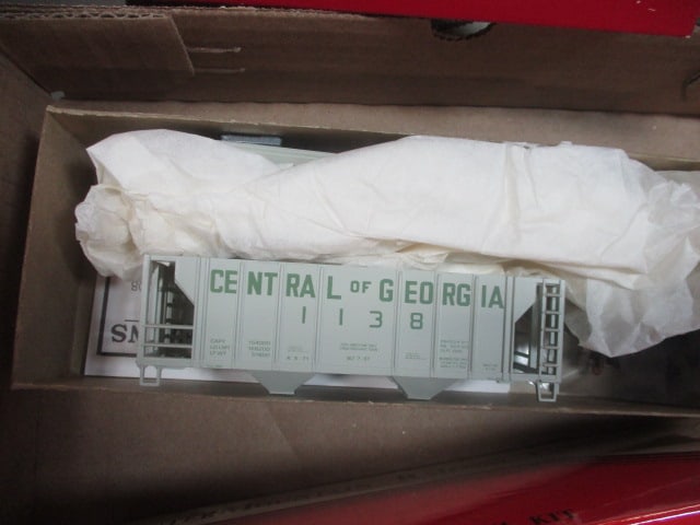 HO Scale Train Car Kits in Boxes (Lot of 6) - 7