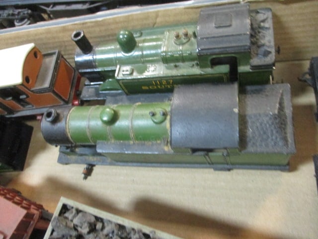 HO Scale Train Cars (Lot of 21) - 4
