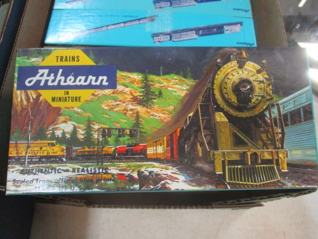 Tri-Ang Railway Train Cars (4 in boxes) - 2