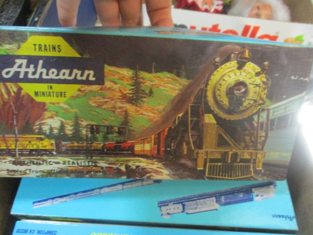 Tri-Ang Railway Train Cars (4 in boxes) - 4