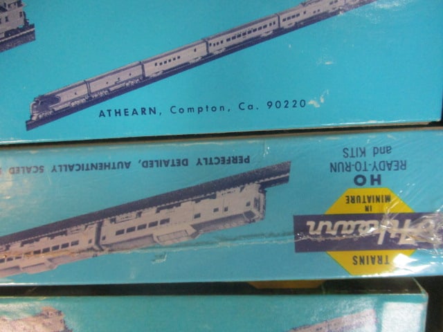 Tri-Ang Railway Train Cars (4 in boxes) - 5