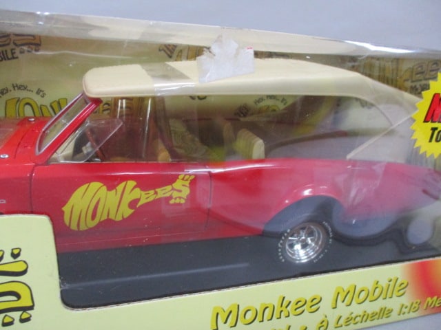 "The Monkees Mobile" Modified 1988 Pontiac GTO Diecast 1:18 Scale - 4