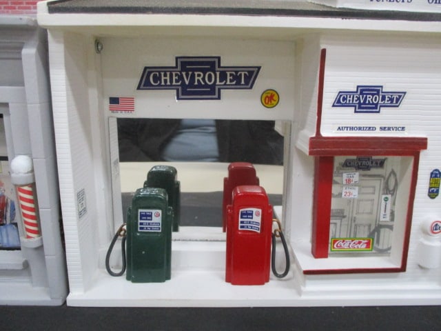 Diorama of Vintage Chevrolet Service Station and Dinner Lights Up - 8