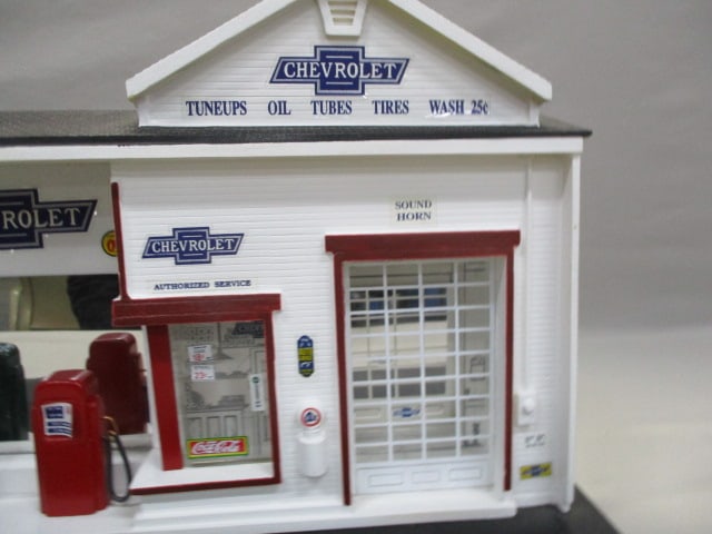 Diorama of Vintage Chevrolet Service Station and Dinner Lights Up - 9