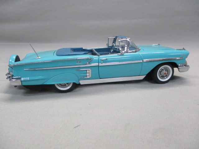 Danbury Mint 1958 Chevrolet Impala Convertible Diecast 1:24 Scale - 6