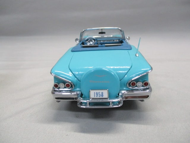Danbury Mint 1958 Chevrolet Impala Convertible Diecast 1:24 Scale - 9