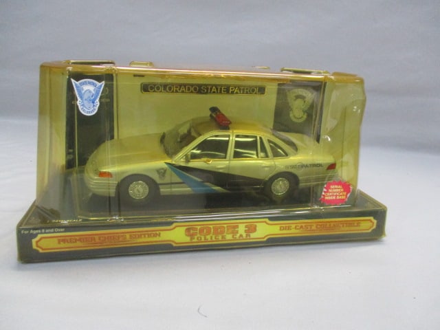 Code 3 Colorado State Patrol Ford Crown Victoria Police Car w/Patch: Diecast 1:24 Scale New Old Stock