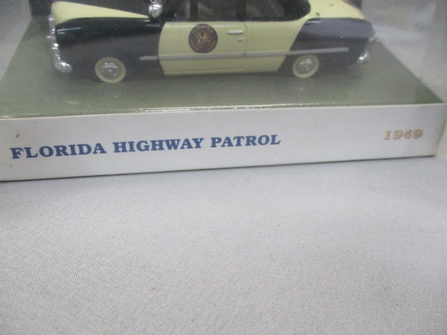 Police Patrol Car Collection By White Rose - 3