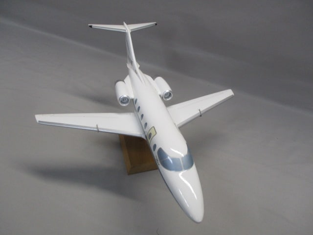 Beechjet 400A Private Jet Desktop Model on Wooden Display Stand - 8