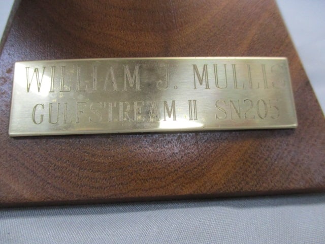 Grumman Gulfstream II Business Jet Desktop Model w/Wood Display Stand - 6