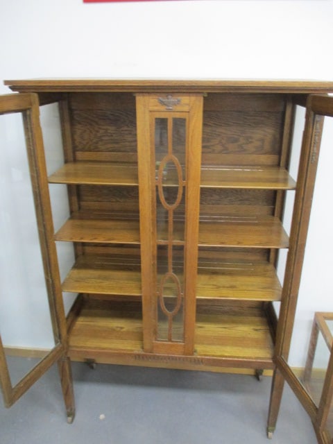 1920's Oak China Cabinet w/Glass Panel Doors and Sides - 5