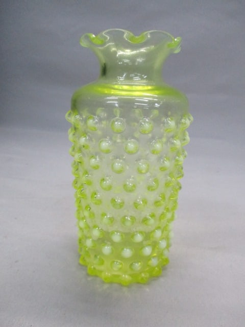 Vintage Imperial Yellow Opalescent Hobnail Vaseline Glass Vase: 6"