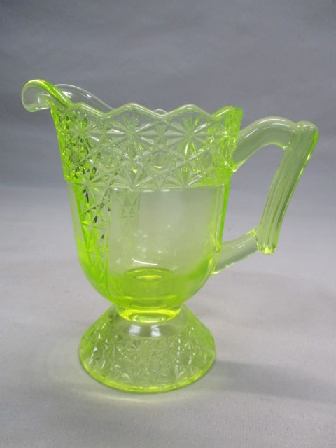 Vintage Mosser Yellow Daisy & Button Vaseline Glass Creamer (1 of 5)