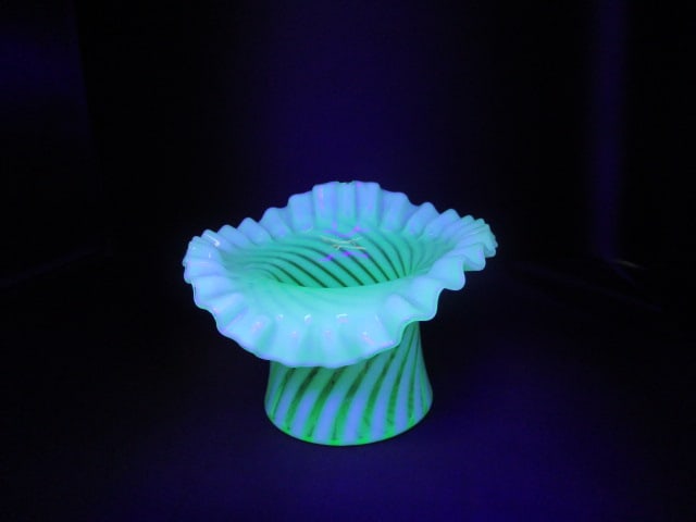 Fenton Green Opalescent Spiral Swirl Uranium Glass Top Hat - 2