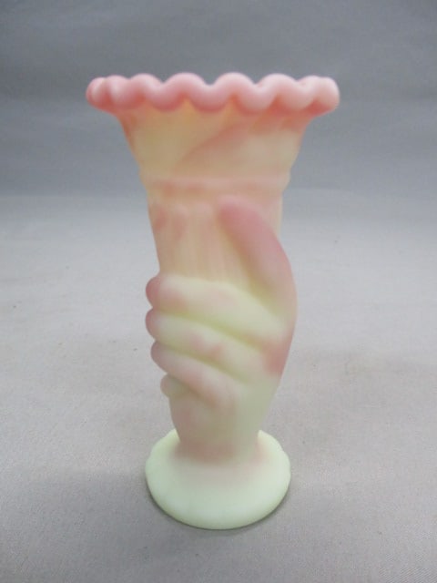 Vintage Fenton Burmese Uranium Glass Hand Torch Vase (1 of 5)