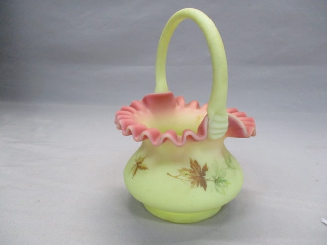 Fenton Burmese Uranium Maple Leaf Basket (1 of 6)