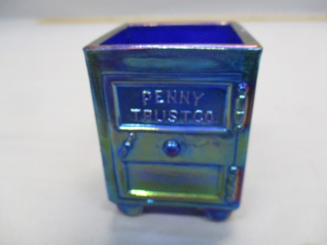 Westmoreland Carnival Glass Safe Candy Container (1 of 4)