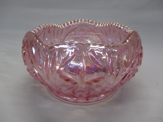 LE Smith Pink Iridescent Carnival Glass Bowl: 7" x 4"