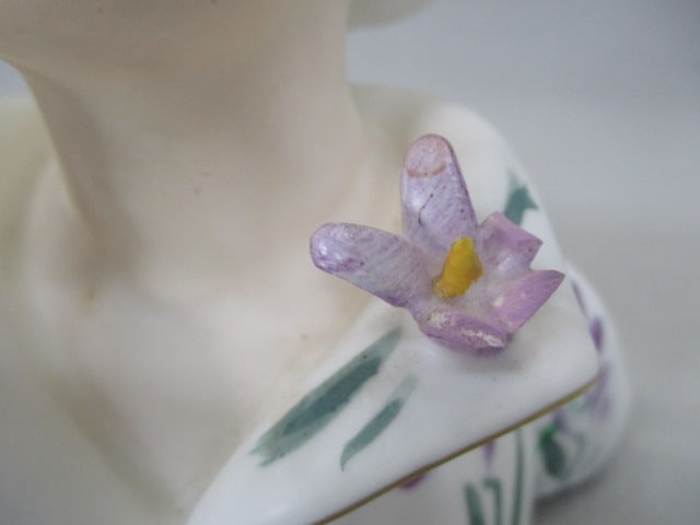 6" Lefton #3140 Lady Head Vase - 4