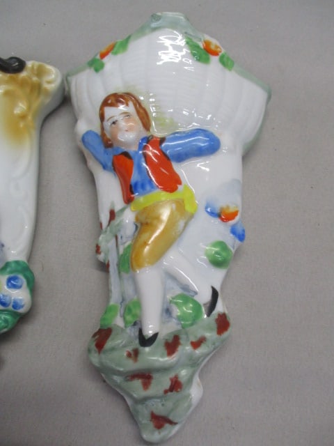 2 Vintage Porcelain Wall Pockets Made in Japan - 3