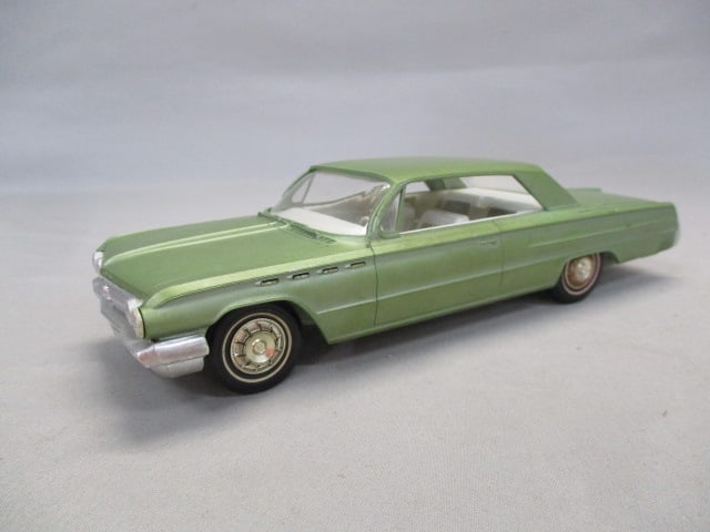 1962 Buick Electra 225 Friction Promo (1 of 10)