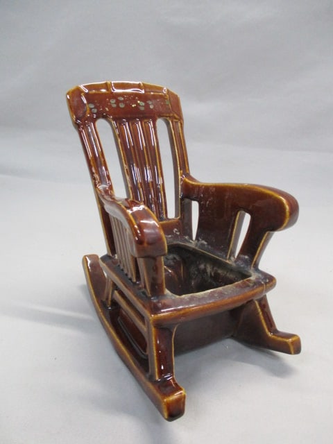 McCoy Pottery Rocking Chair Planter: 5" x 8"