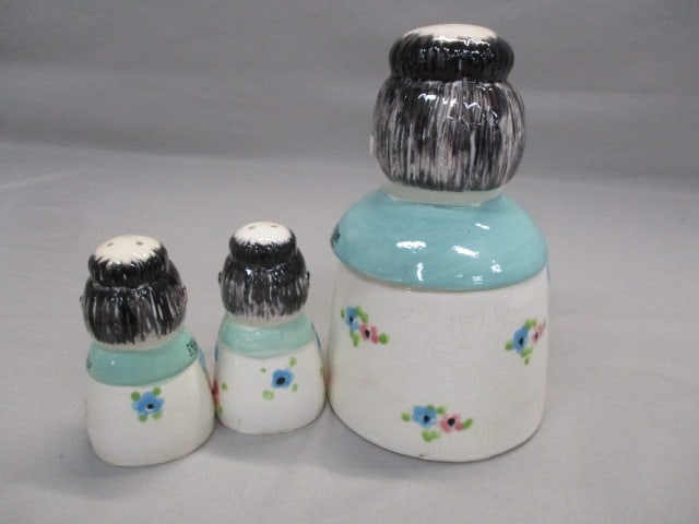 Vintage Tilso Granny Grease Jar 7" w/Matching Salt & Pepper Shakers 4" - 6