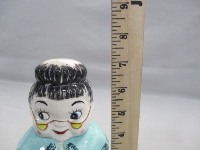 Vintage Tilso Granny Grease Jar 7" w/Matching Salt & Pepper Shakers 4" - 7
