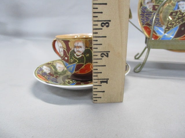 1920's Japanese Satsuma Moriage Tea Cup and Saucer Set - 11
