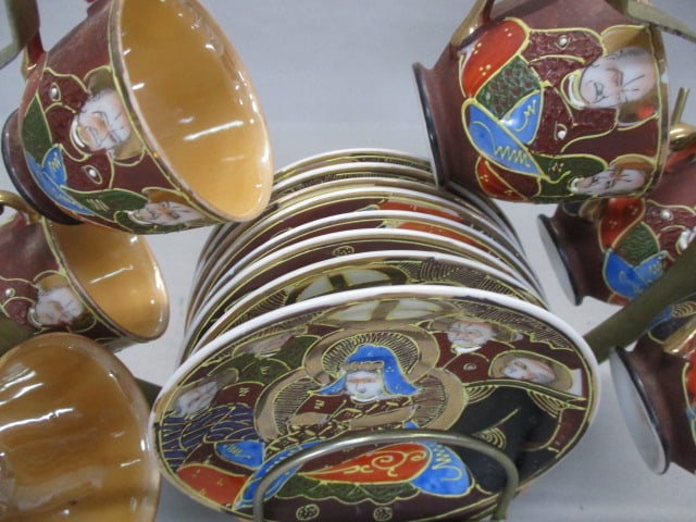 1920's Japanese Satsuma Moriage Tea Cup and Saucer Set - 4