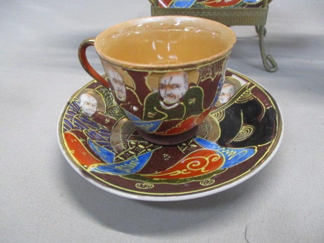1920's Japanese Satsuma Moriage Tea Cup and Saucer Set - 5