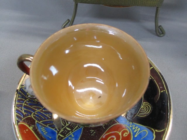 1920's Japanese Satsuma Moriage Tea Cup and Saucer Set - 6