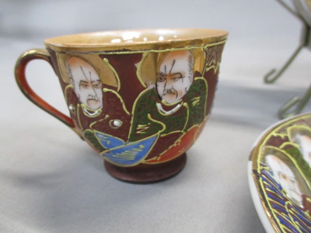 1920's Japanese Satsuma Moriage Tea Cup and Saucer Set - 8