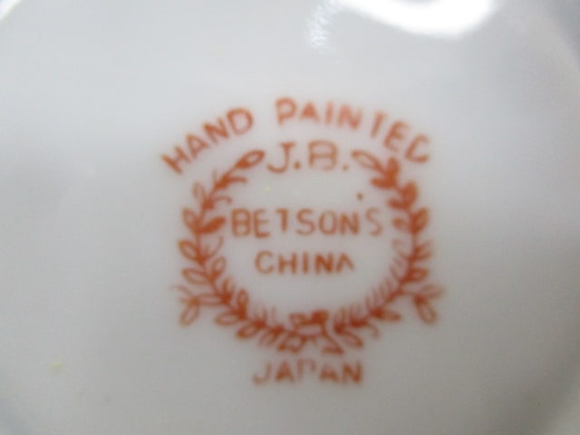 1920's Japanese Satsuma Moriage Tea Cup and Saucer Set - 9