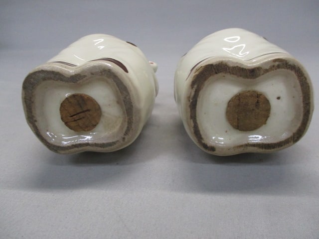 1940's Shawnee Pottery "Winnie Pig" Salt & Pepper Shakers - 4