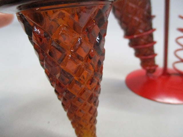 1970's Ice Cream Cone Salt & Pepper Shakers - 4