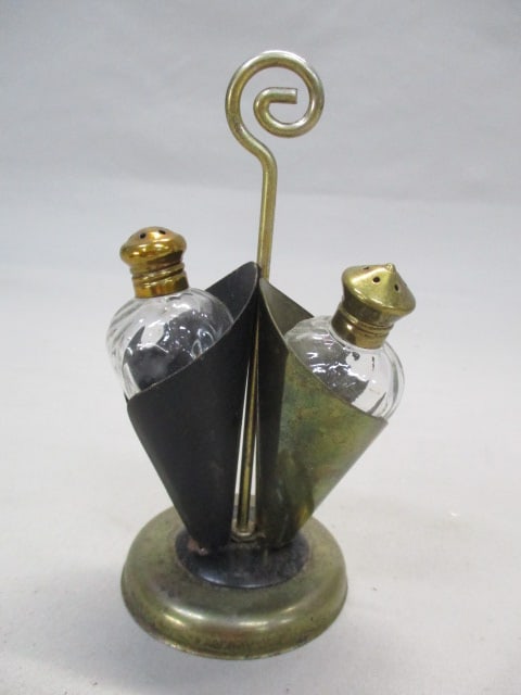 Japan Souvenir Black & Gold Metal Umbrella Stand Salt & Pepper Shakers 5.5": .
