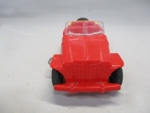 Vintage Marx "The Willys Jeepster" Plastic Windup Toy - 3