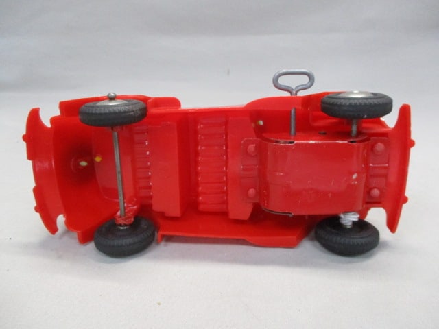Vintage Marx "The Willys Jeepster" Plastic Windup Toy - 7