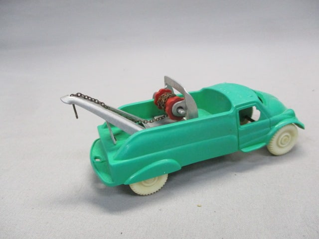 Acme Plastic Toy Road Service Truck - 5