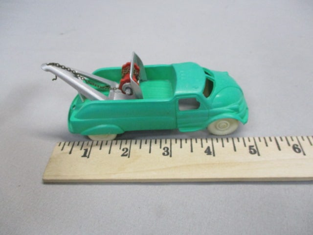Acme Plastic Toy Road Service Truck - 7