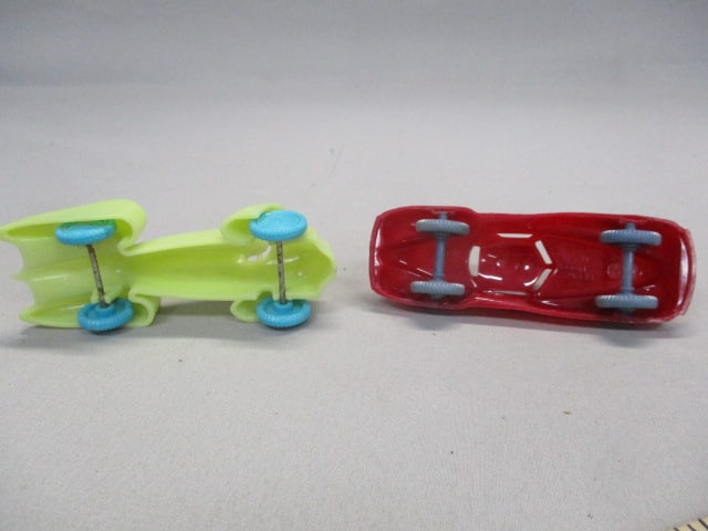 2 1950's Renwal Plastic Cars "Speed King Race Car" & Red Coupe" - 5
