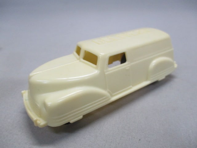 1950's Renwal Plastic Delivery Truck & Marx Plastic Yellow Cab Taxi - 2