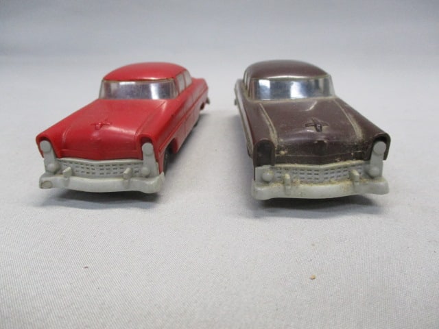 2 Vintage Lionel Corps Plastic Toy Car Sedans Made in USA - 3