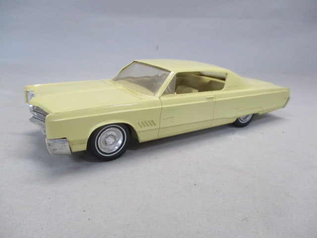 1968 Chrysler 300 Promo: .