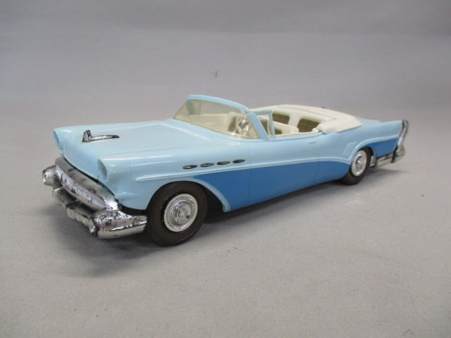 1957 Buick Roadmaster Convertible Friction Promo (1 of 9)