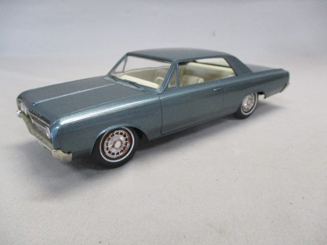 1964 Oldsmobile Cutlass Promo: .
