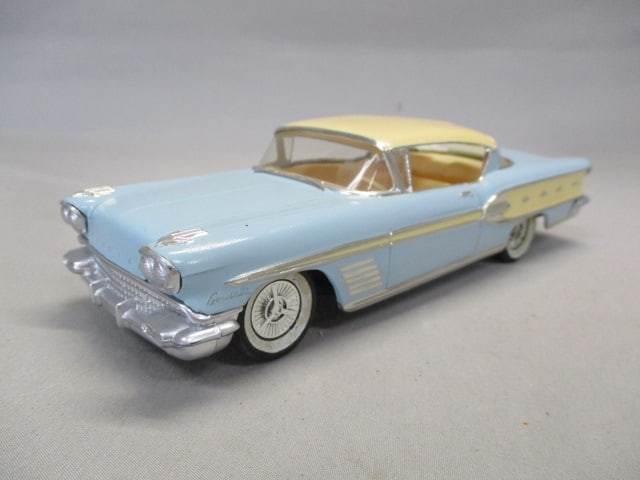 1958 Pontiac Bonneville Promo: .