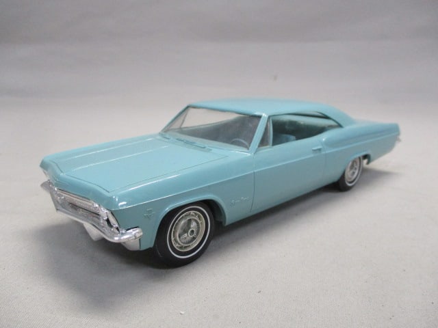 1965 Chevrolet Impala SS 327 Promo (1 of 10)